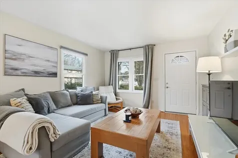 102 Juniper Ridge Shelburne VT 05403