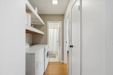 102 Juniper Ridge Shelburne VT 05403