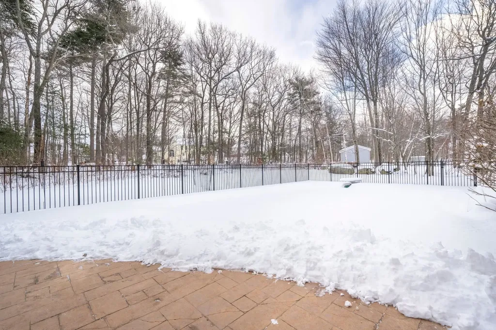 5 Thistle Lane Hooksett NH 03106