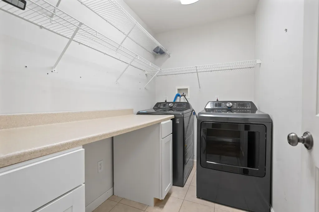 5 Thistle Lane Hooksett NH 03106