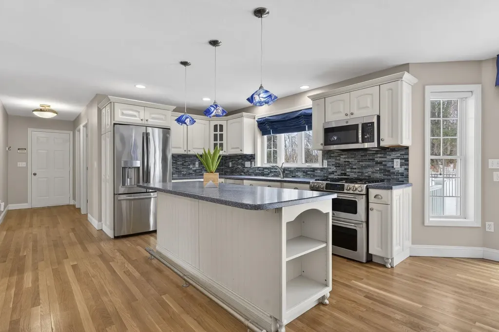 5 Thistle Lane Hooksett NH 03106