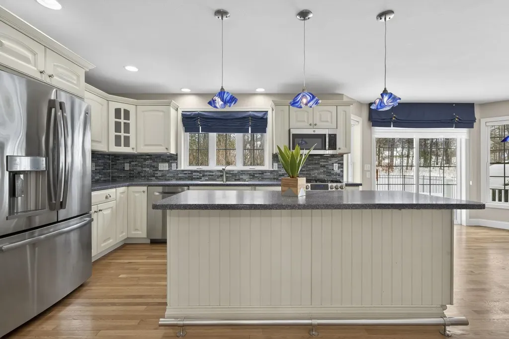 5 Thistle Lane Hooksett NH 03106