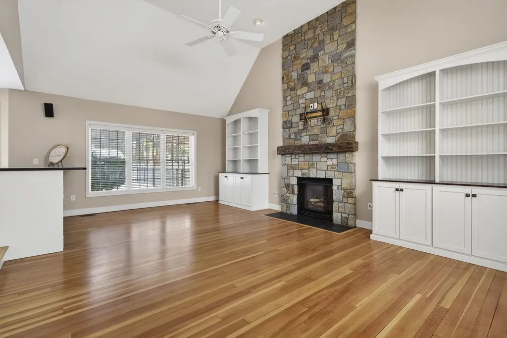 5 Thistle Lane Hooksett NH 03106