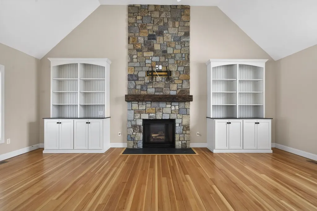 5 Thistle Lane Hooksett NH 03106