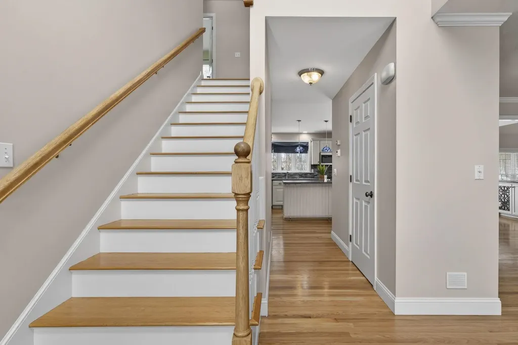 5 Thistle Lane Hooksett NH 03106