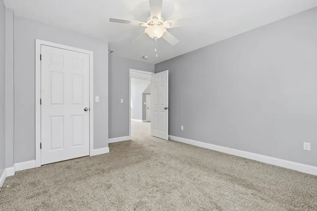 5 Thistle Lane Hooksett NH 03106