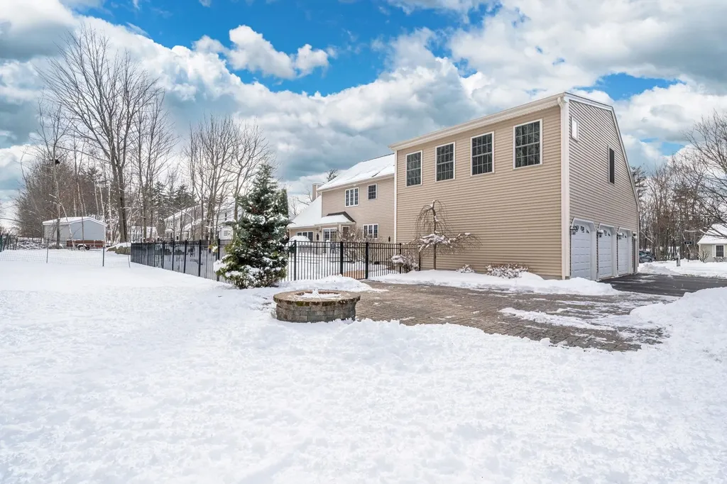 5 Thistle Lane Hooksett NH 03106