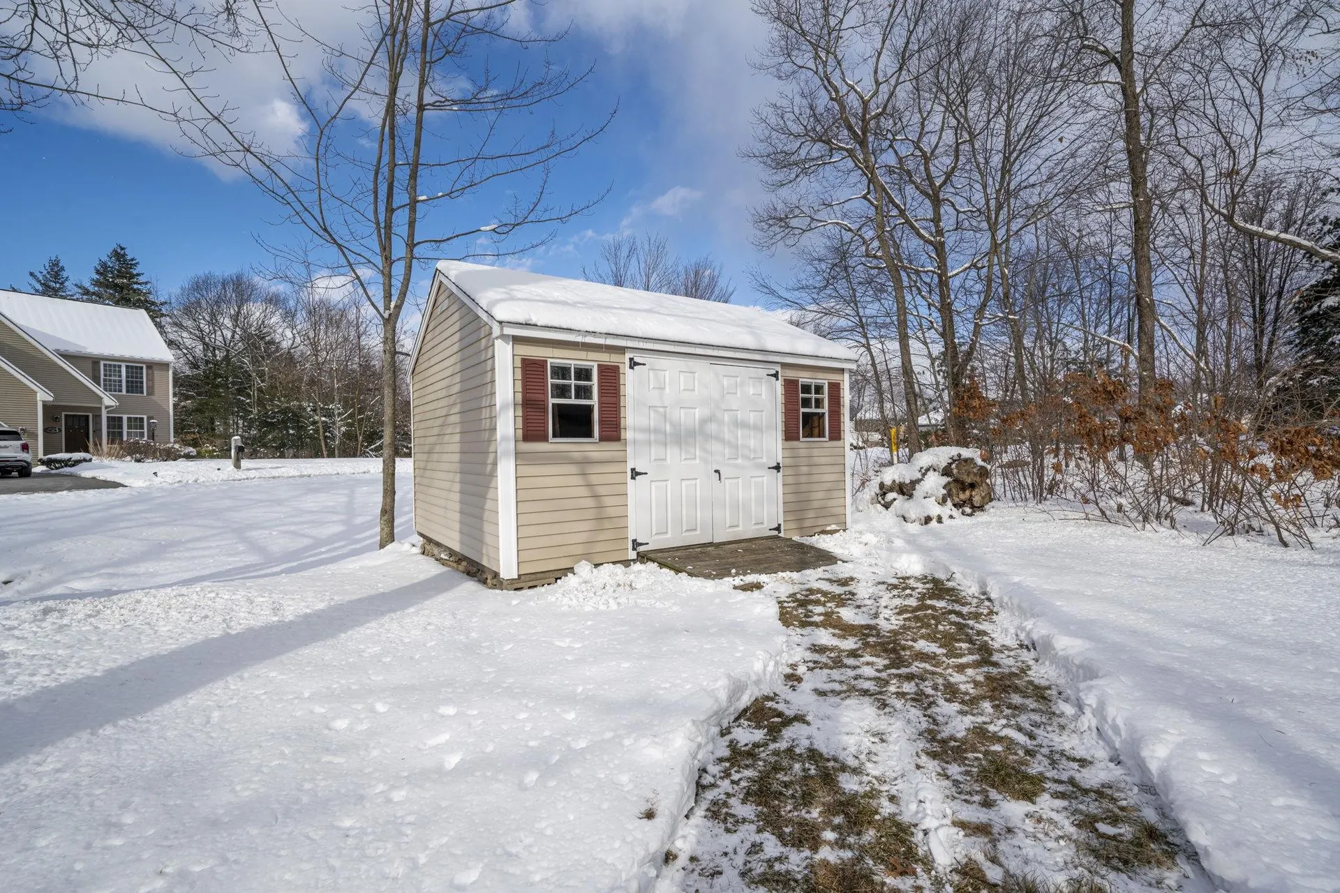 5 Thistle Lane Hooksett NH 03106