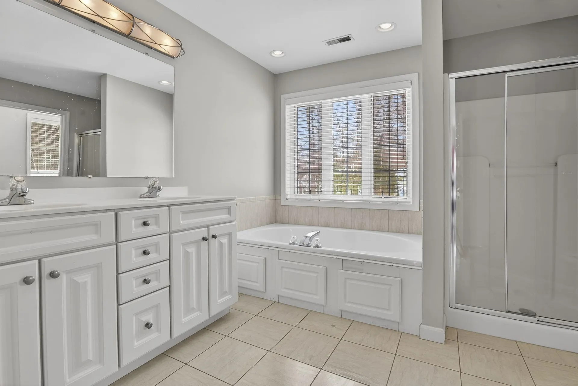 5 Thistle Lane Hooksett NH 03106