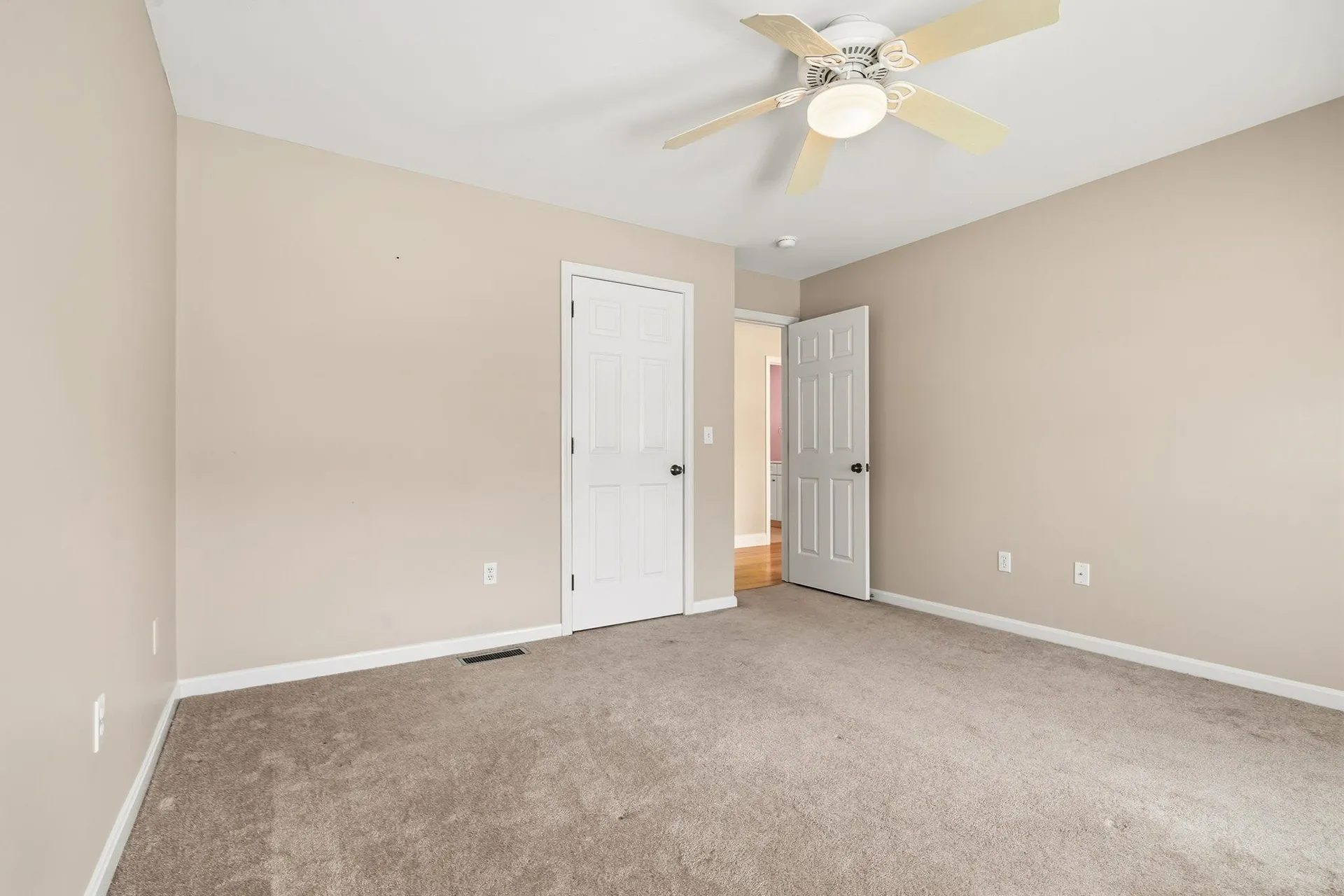 5 Thistle Lane Hooksett NH 03106