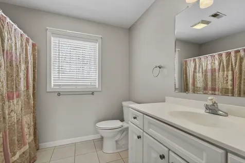 5 Thistle Lane Hooksett NH 03106