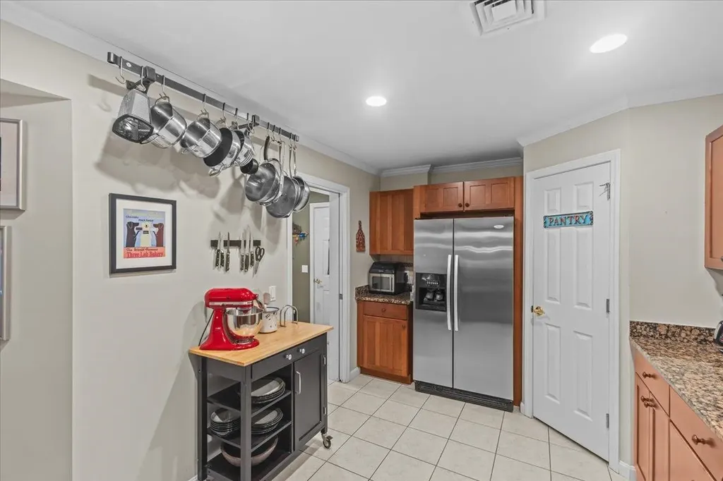 186 Hummingbird Lane South Burlington VT 05403