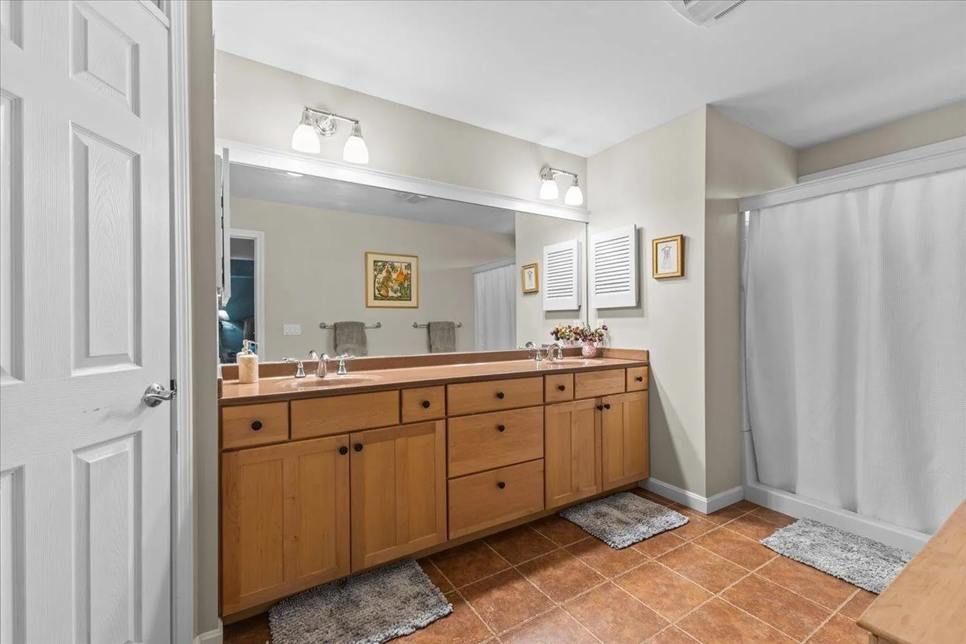 186 Hummingbird Lane South Burlington VT 05403