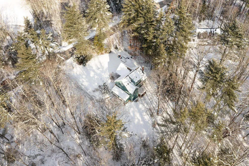 12 Isabelle Lane Rochester NH 03867