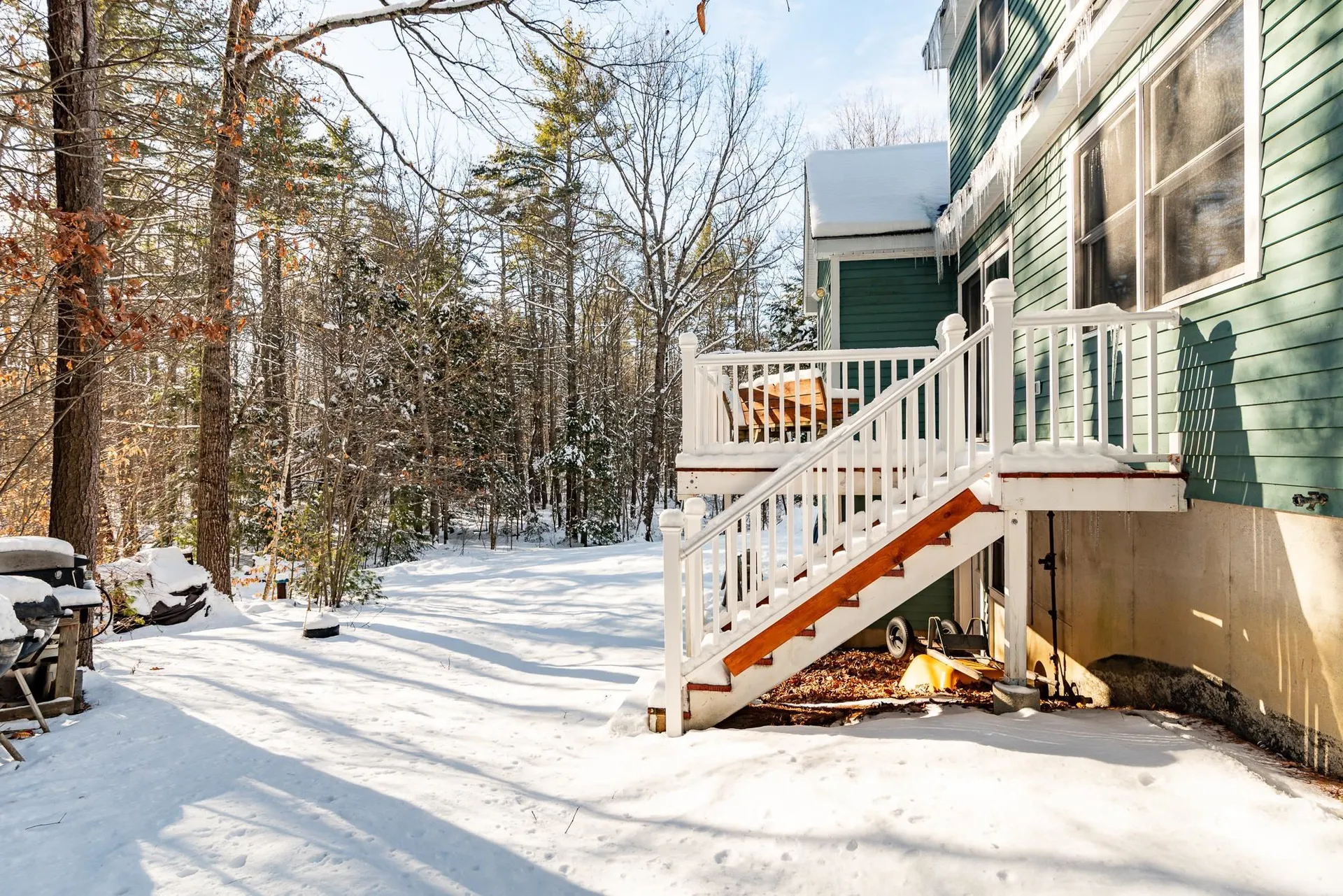 12 Isabelle Lane Rochester NH 03867