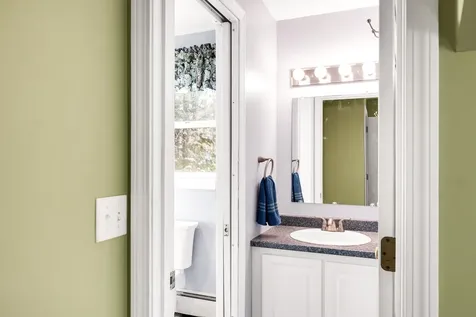 12 Isabelle Lane Rochester NH 03867