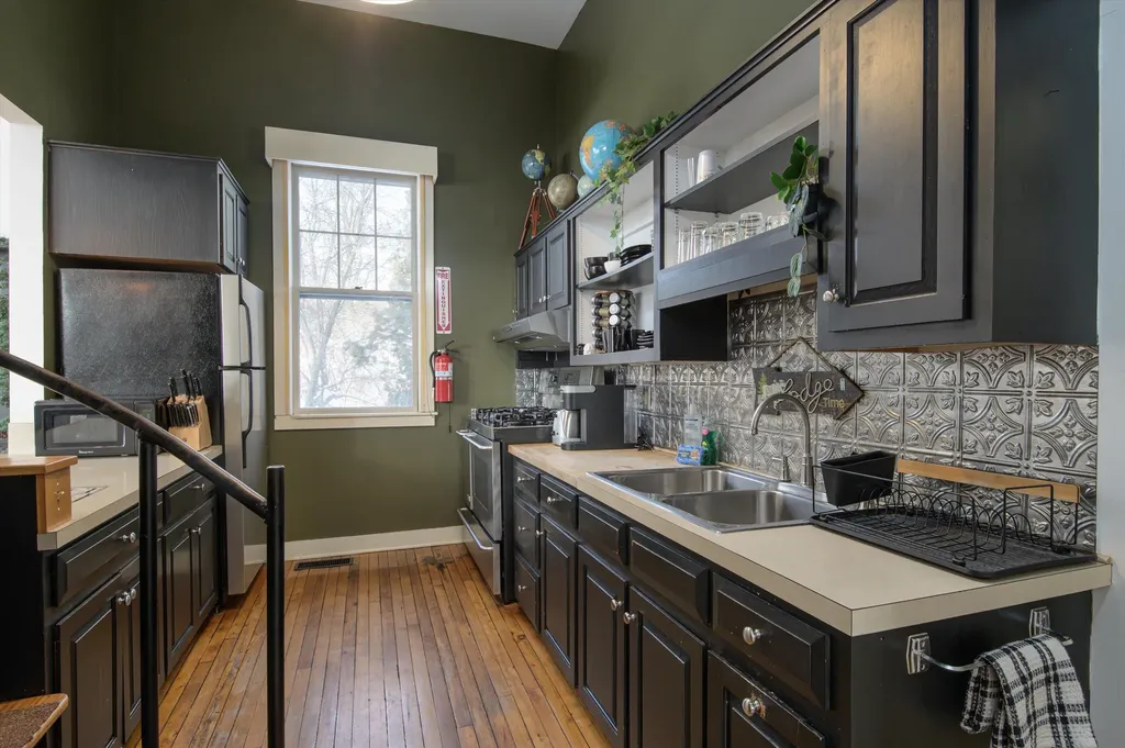 3466 Vt Route 103 N Chester VT 05143