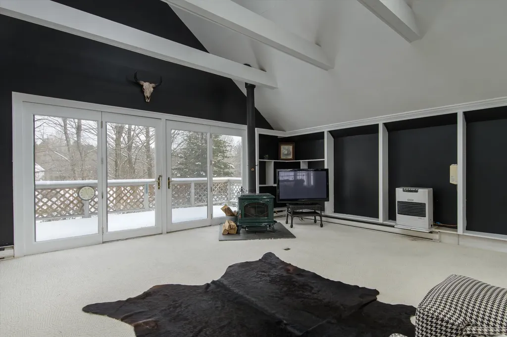 3466 Vt Route 103 N Chester VT 05143