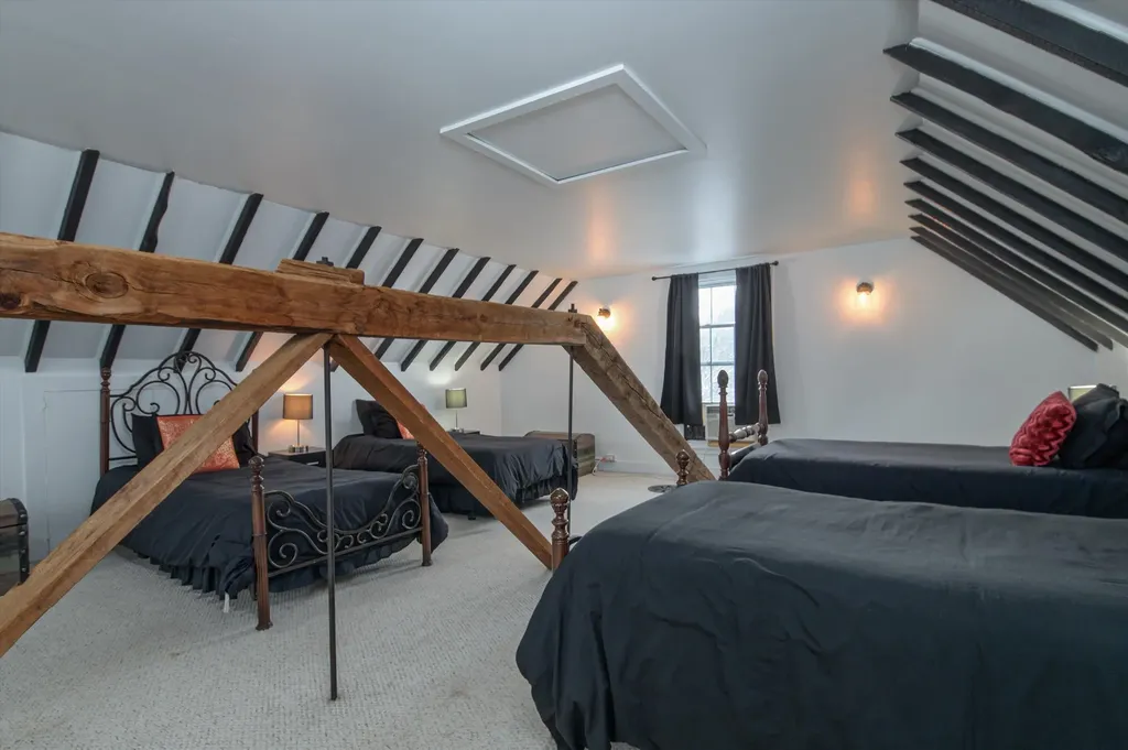 3466 Vt Route 103 N Chester VT 05143