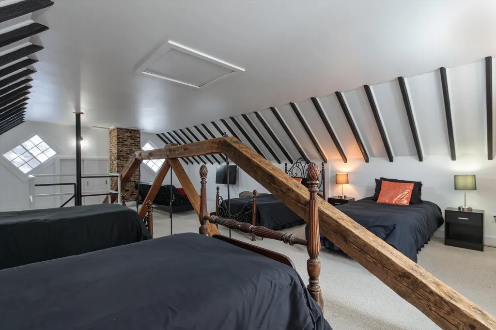 3466 Vt Route 103 N Chester VT 05143