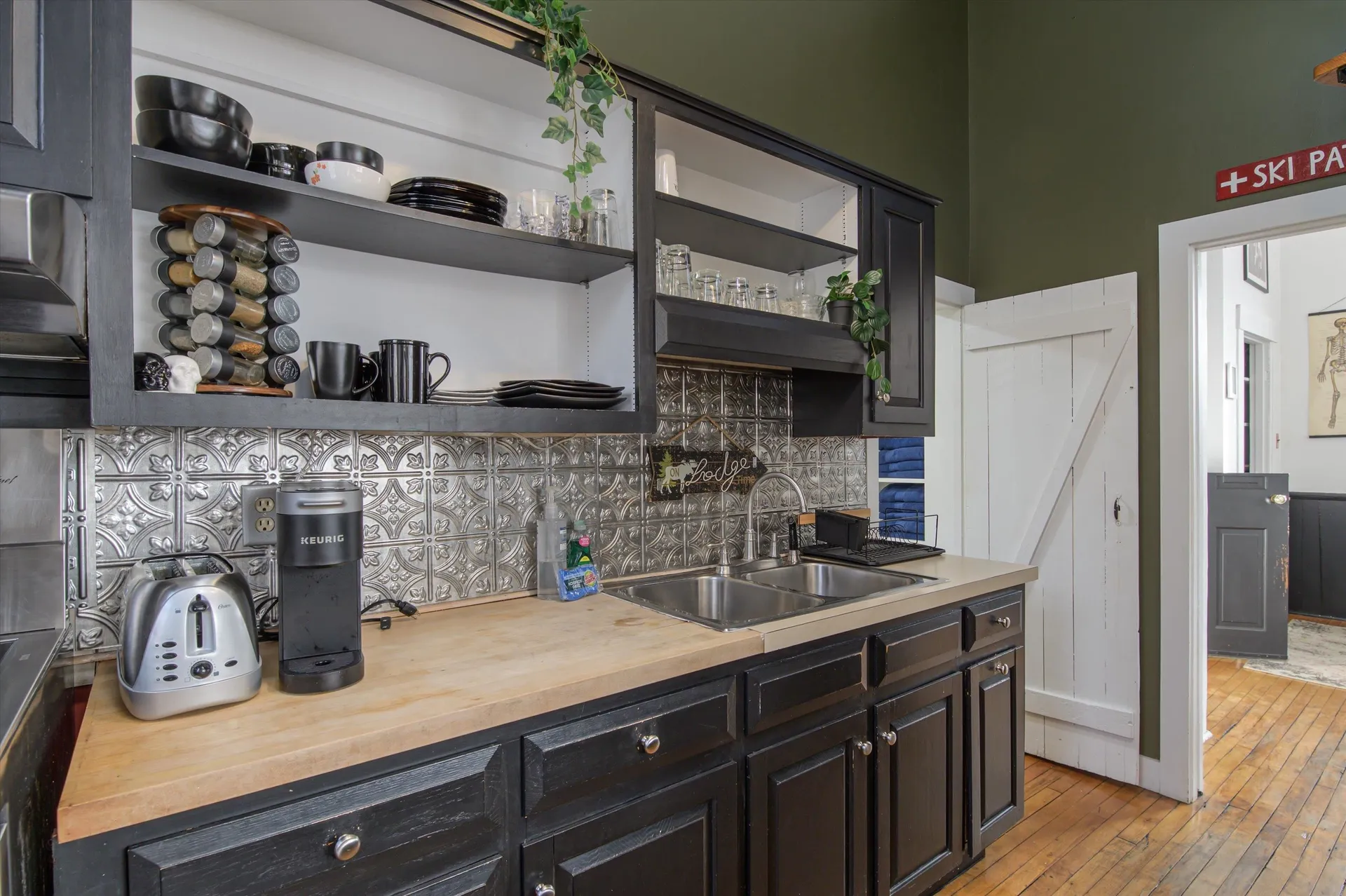 3466 Vt Route 103 N Chester VT 05143