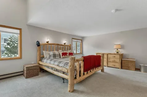 4 Bear Village Road Bartlett NH 03812