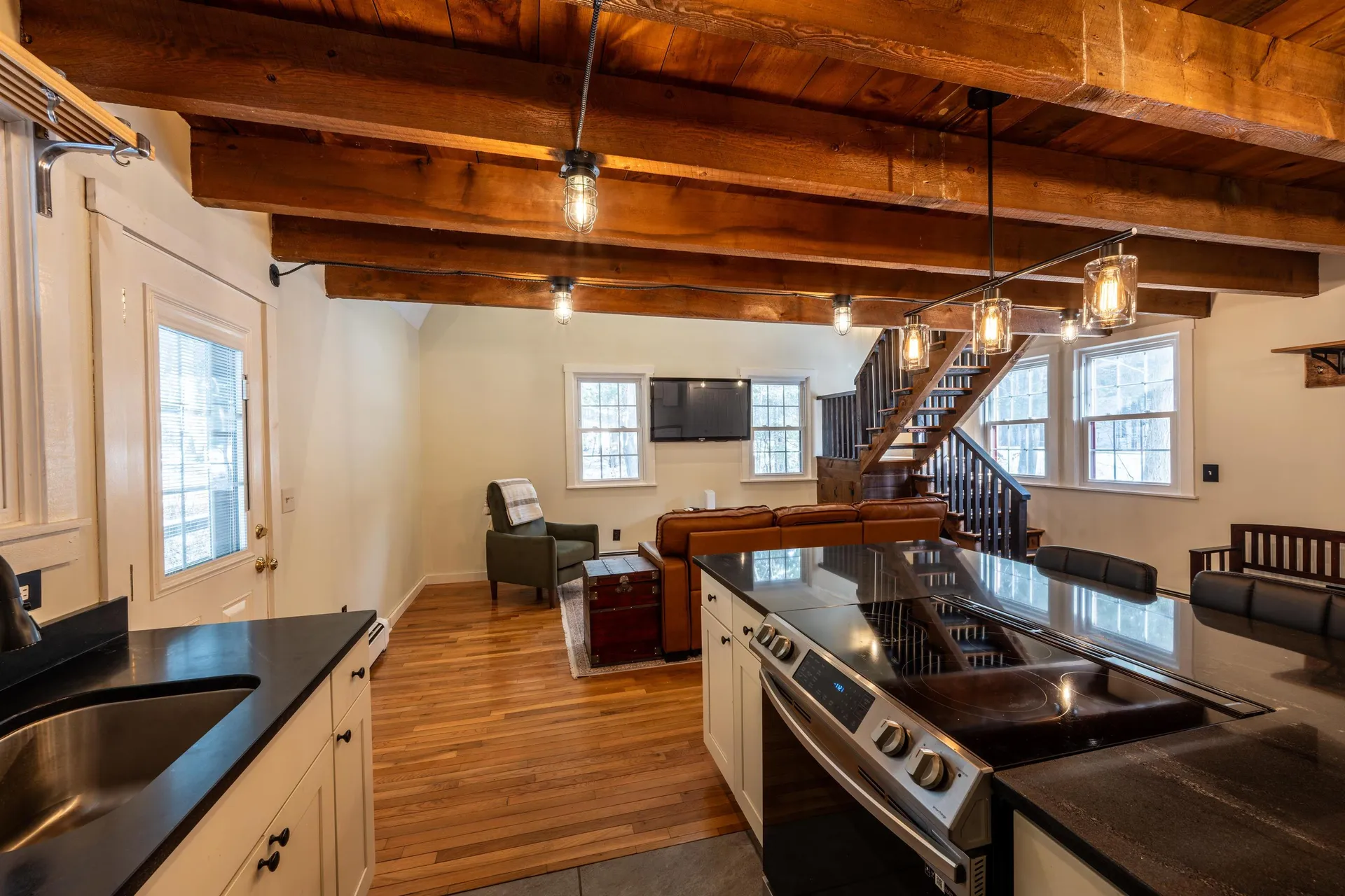 574 Willard Road Hartford VT 05059