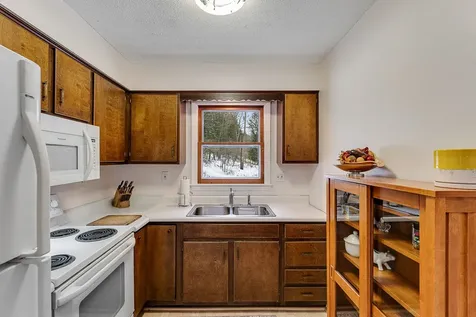 137 Laughlin Road Woodstock VT 05091