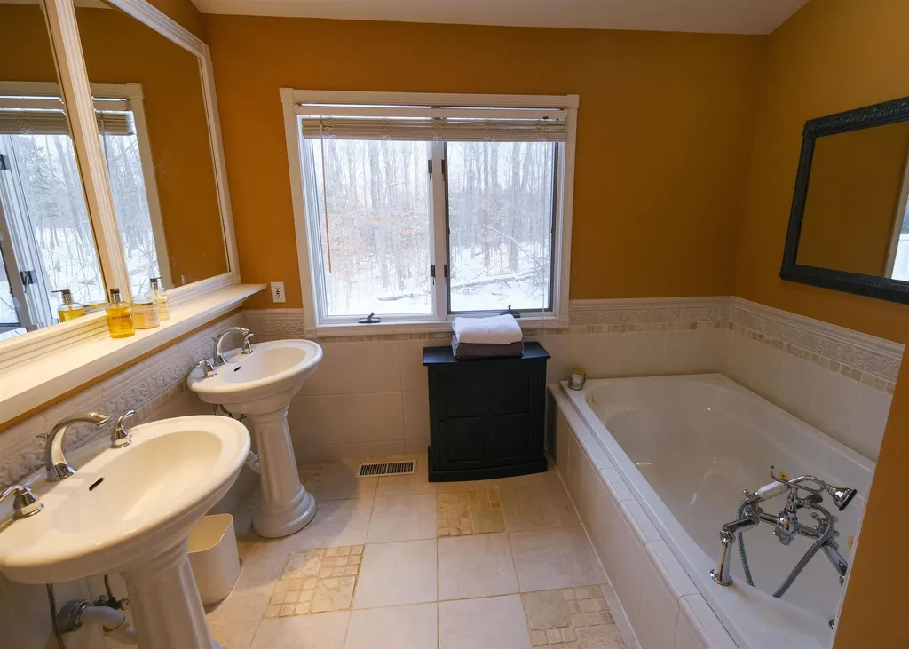 113 Ellison Loop Ludlow VT 05149