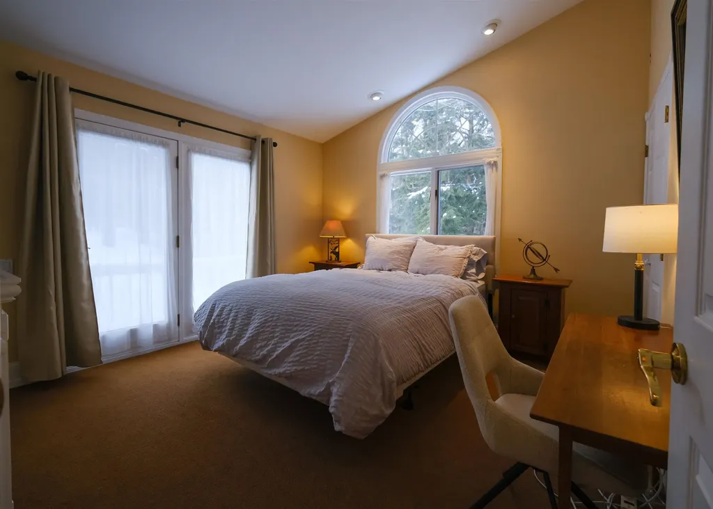 113 Ellison Loop Ludlow VT 05149