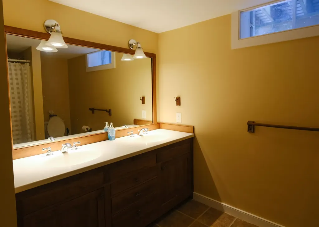 113 Ellison Loop Ludlow VT 05149