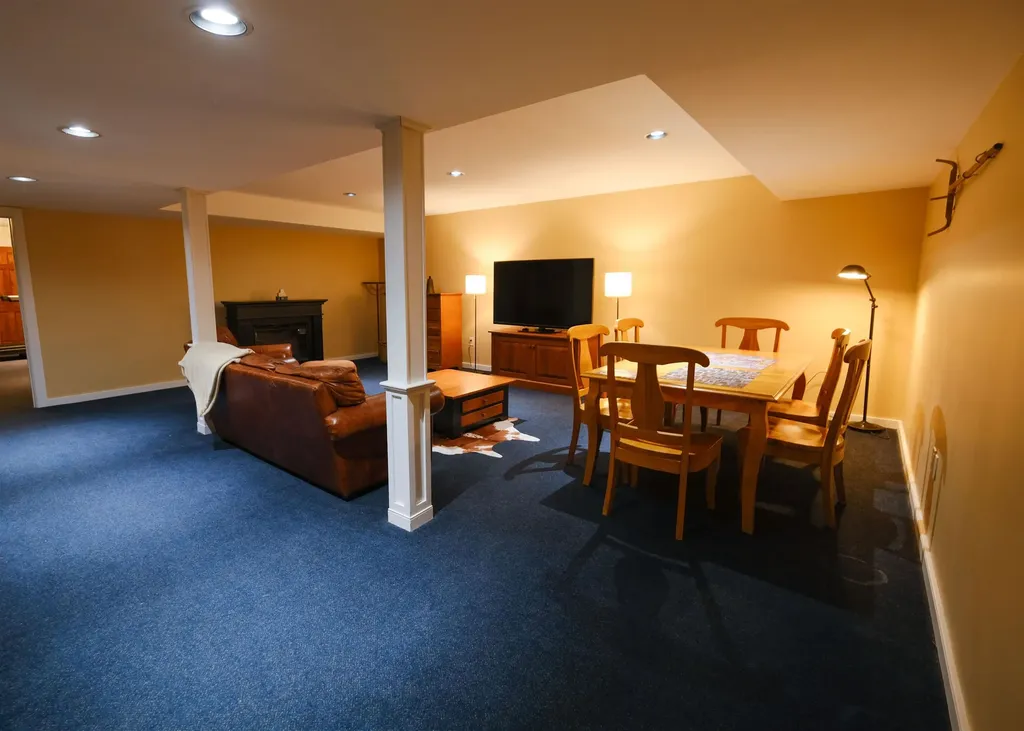 113 Ellison Loop Ludlow VT 05149