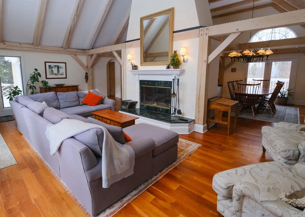 113 Ellison Loop Ludlow VT 05149