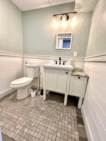 725 Lafayette Road Hampton NH 03842