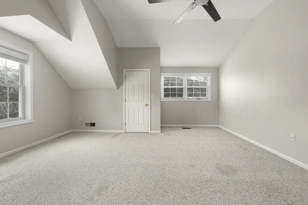95 Wright Road Hollis NH 03049