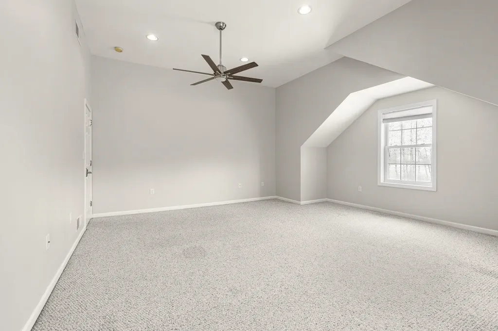 95 Wright Road Hollis NH 03049