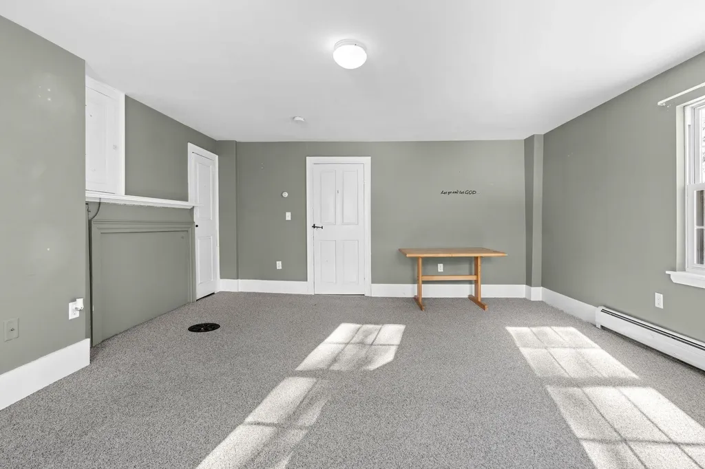 95 Wright Road Hollis NH 03049