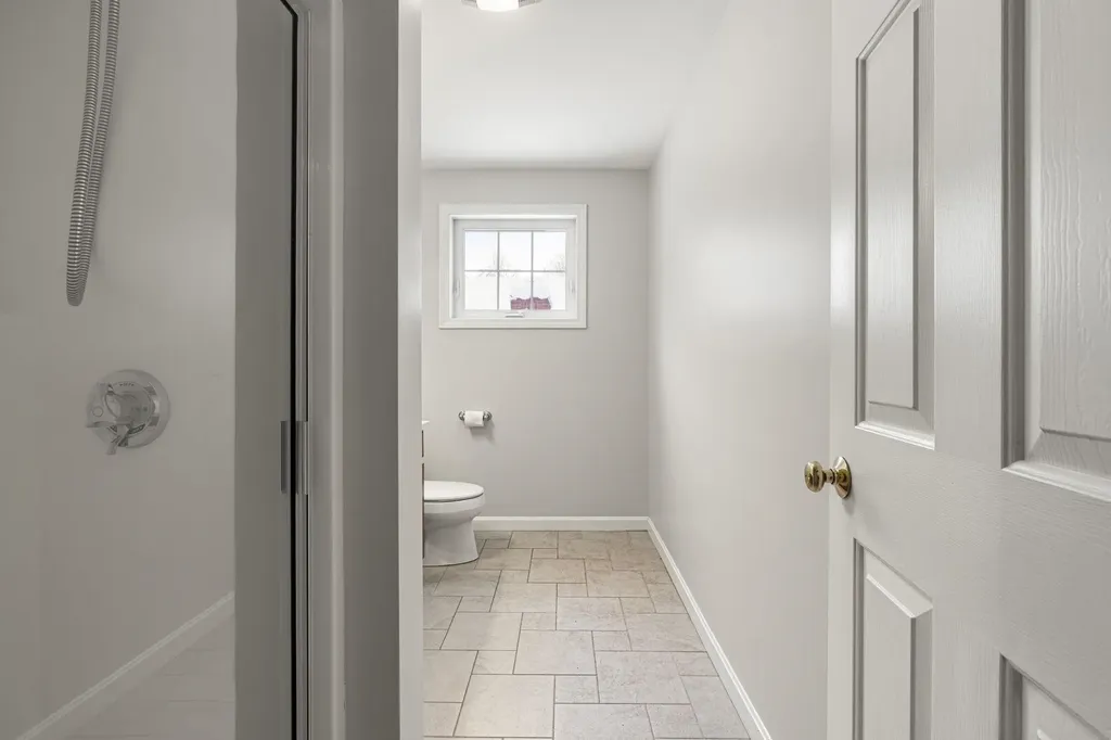 95 Wright Road Hollis NH 03049