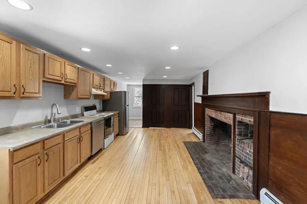95 Wright Road Hollis NH 03049