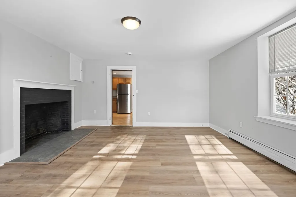 95 Wright Road Hollis NH 03049