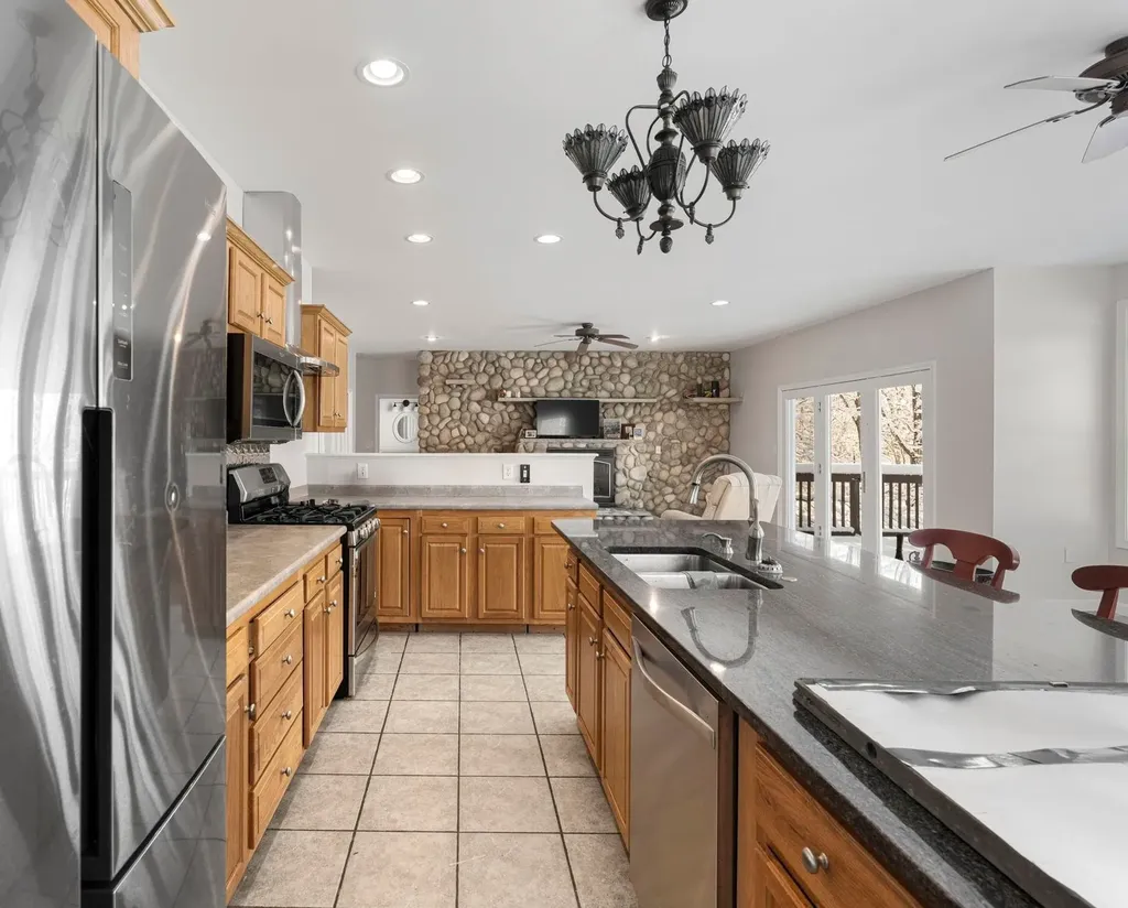 95 Wright Road Hollis NH 03049