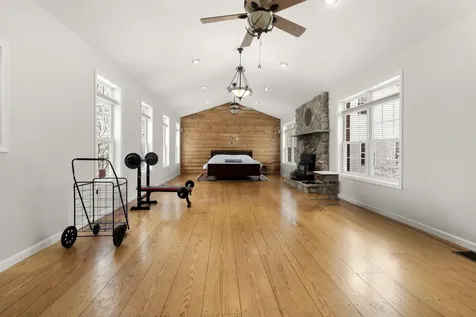 95 Wright Road Hollis NH 03049