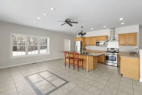 95 Wright Road Hollis NH 03049