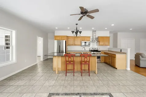 95 Wright Road Hollis NH 03049