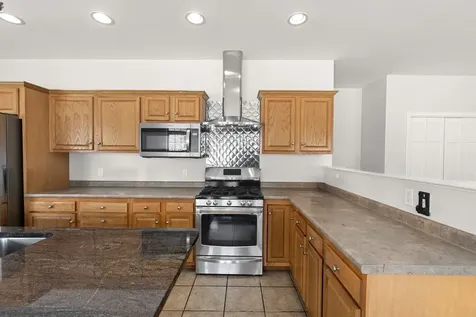 95 Wright Road Hollis NH 03049