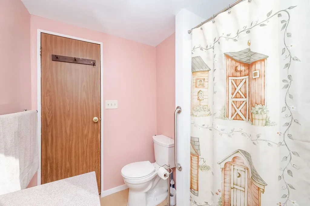 42 Trade Wind Lane Rochester NH 03867