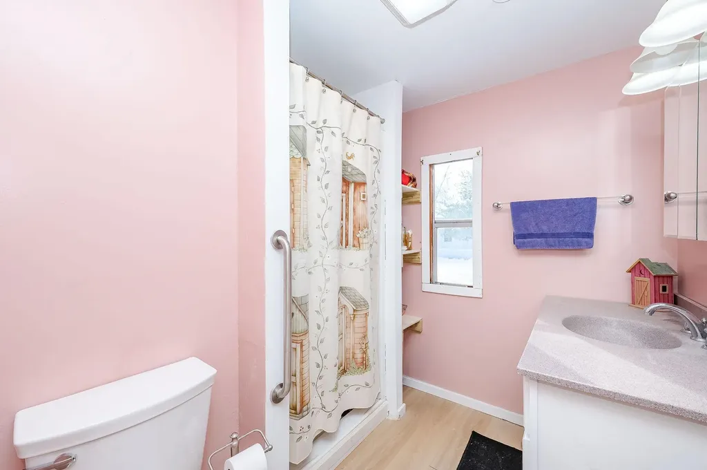 42 Trade Wind Lane Rochester NH 03867