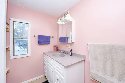 42 Trade Wind Lane Rochester NH 03867