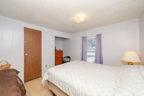 42 Trade Wind Lane Rochester NH 03867