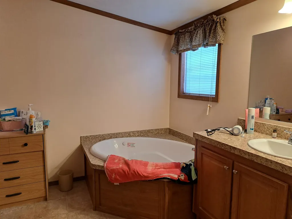 19 Spruce Park Drive Plainfield NH 03781